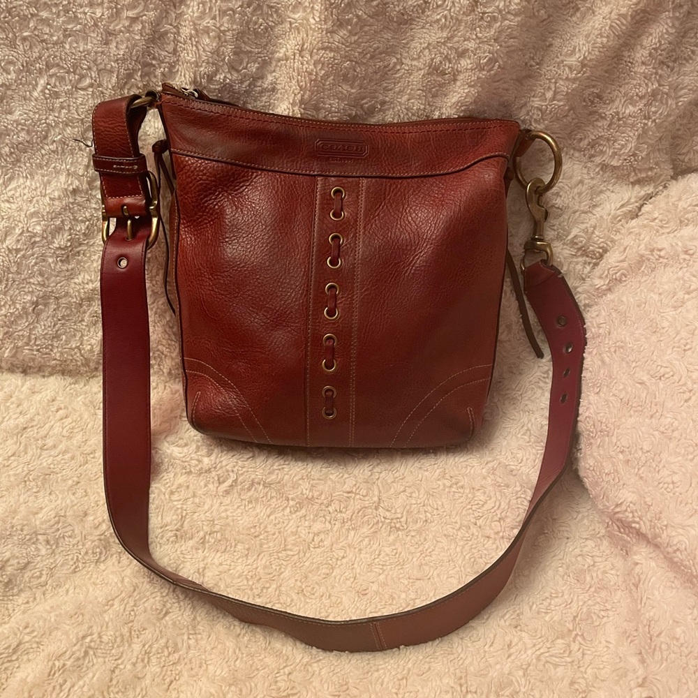 Vintage Rare Coach Leather Chelsea Equestrian Laced Crossbody in Reddish Brown